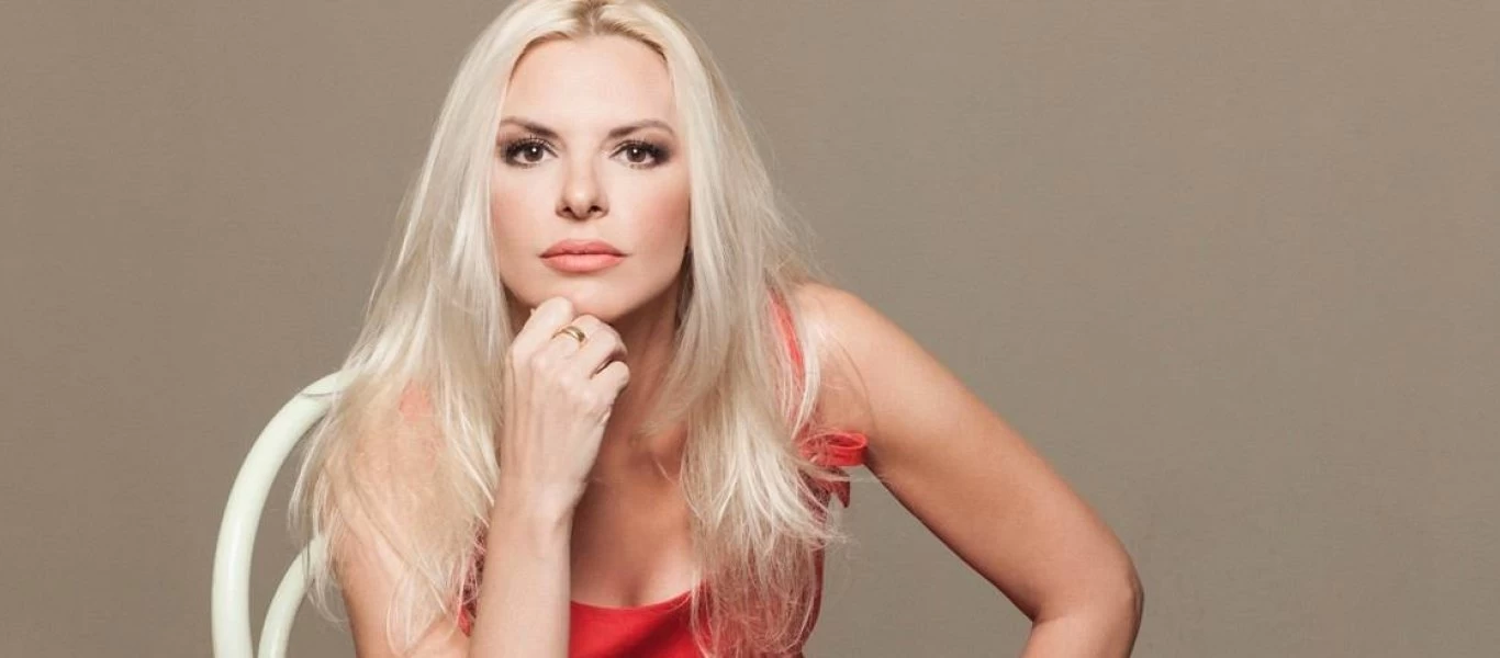 «Άστραψε και βρόντηξε» η Α. Πάνια - Δείτε γιατί έδιωξε καλεσμένο από την έκπομπή της (βίντεο)